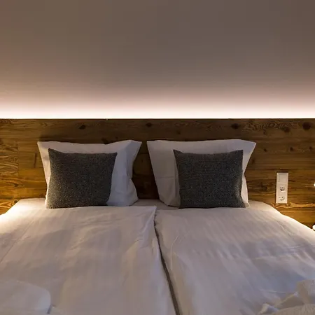 Alm-chalet Exclusive 6 *